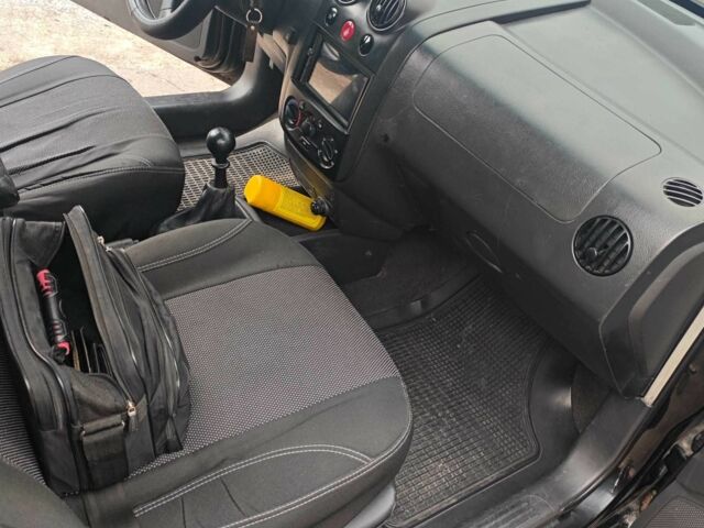 Чорний Шевроле Авео, об'ємом двигуна 1.5 л та пробігом 325 тис. км за 2500 $, фото 5 на Automoto.ua