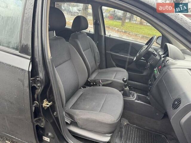 Черный Шевроле Авео, объемом двигателя 1.5 л и пробегом 143 тыс. км за 2190 $, фото 16 на Automoto.ua