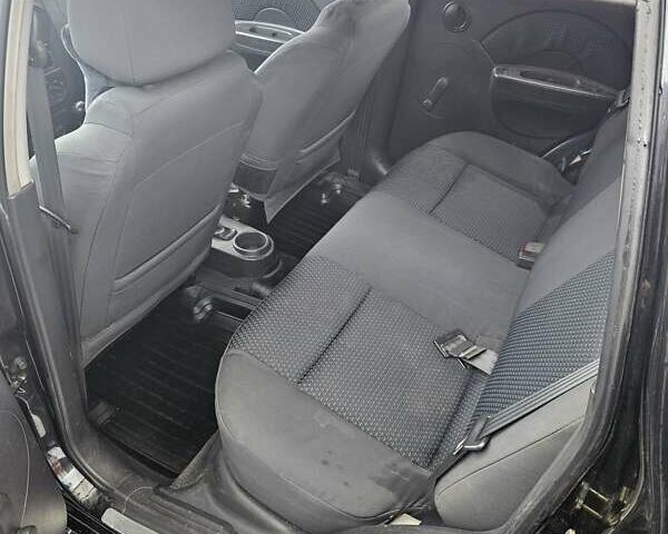 Черный Шевроле Авео, объемом двигателя 1.5 л и пробегом 212 тыс. км за 3000 $, фото 9 на Automoto.ua