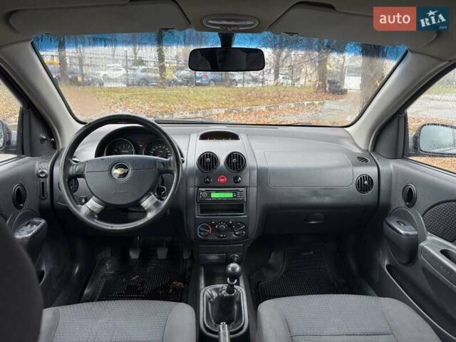 Черный Шевроле Авео, объемом двигателя 1.5 л и пробегом 143 тыс. км за 2190 $, фото 20 на Automoto.ua