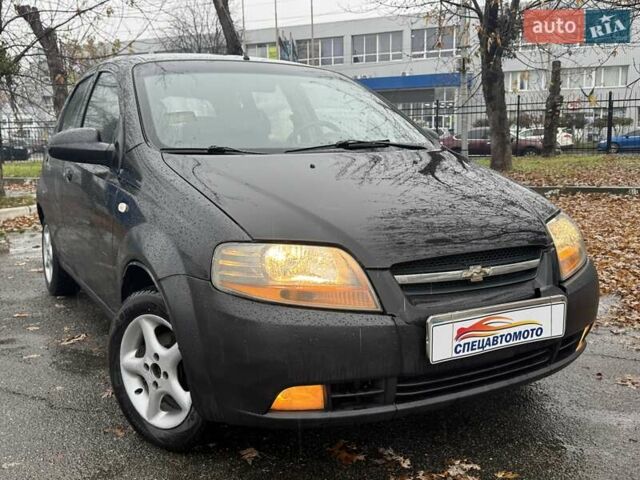 Черный Шевроле Авео, объемом двигателя 1.5 л и пробегом 143 тыс. км за 2190 $, фото 2 на Automoto.ua