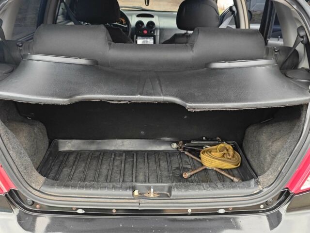 Чорний Шевроле Авео, об'ємом двигуна 1.5 л та пробігом 325 тис. км за 2500 $, фото 12 на Automoto.ua