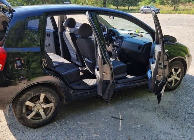 Шевроле Авео 2006 в Харькове на Automoto.ua Черный Шевроле Авео, объемом двигателя 1.5 л и пробегом 160 тыс. км за 3000 $, фото 1 на Automoto.ua