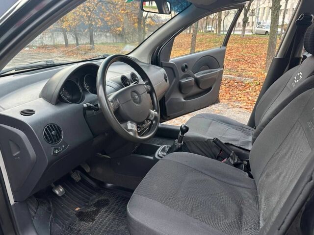 Чорний Шевроле Авео, об'ємом двигуна 1.5 л та пробігом 221 тис. км за 3200 $, фото 10 на Automoto.ua