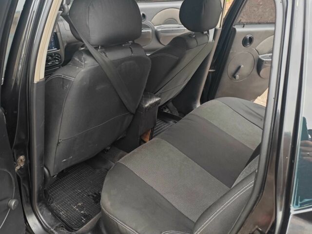 Чорний Шевроле Авео, об'ємом двигуна 1.5 л та пробігом 325 тис. км за 2500 $, фото 11 на Automoto.ua