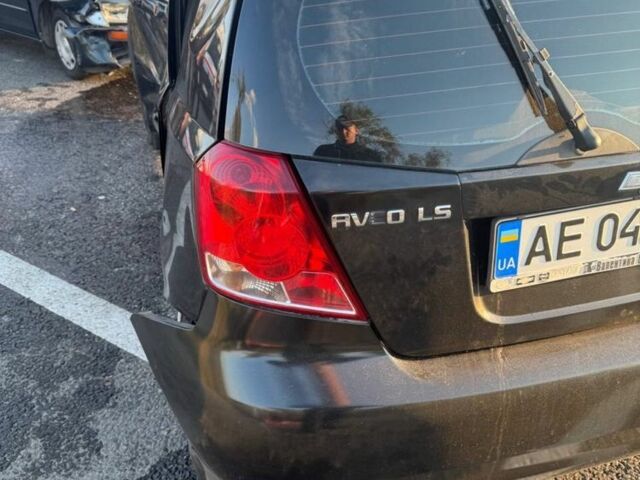 Черный Шевроле Авео, объемом двигателя 1.5 л и пробегом 200 тыс. км за 1300 $, фото 3 на Automoto.ua