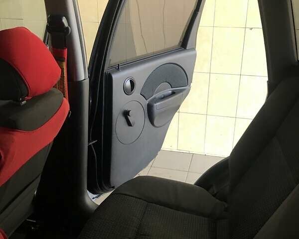 Черный Шевроле Авео, объемом двигателя 1.5 л и пробегом 200 тыс. км за 2600 $, фото 7 на Automoto.ua