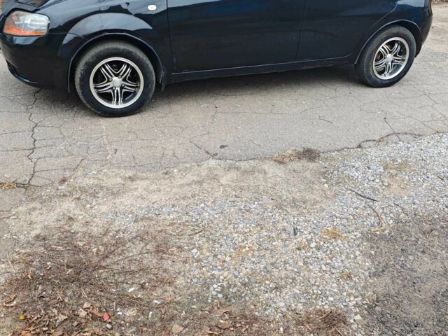 Чорний Шевроле Авео, об'ємом двигуна 1.5 л та пробігом 325 тис. км за 2500 $, фото 1 на Automoto.ua