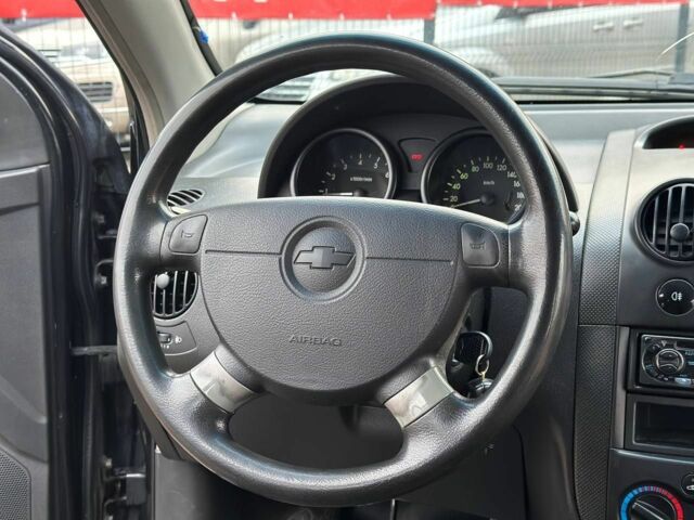 Чорний Шевроле Авео, об'ємом двигуна 1.5 л та пробігом 221 тис. км за 3200 $, фото 21 на Automoto.ua