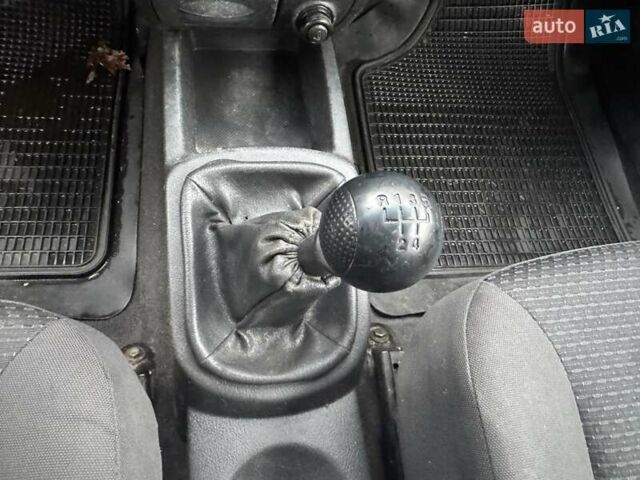 Черный Шевроле Авео, объемом двигателя 1.5 л и пробегом 143 тыс. км за 2190 $, фото 30 на Automoto.ua