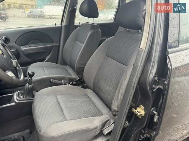 Черный Шевроле Авео, объемом двигателя 1.5 л и пробегом 143 тыс. км за 2190 $, фото 18 на Automoto.ua