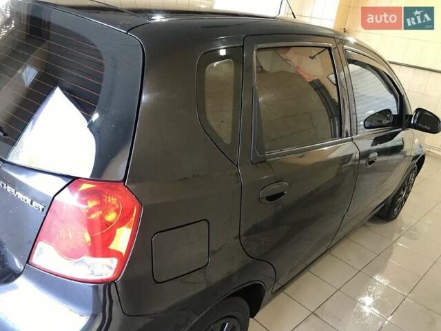 Черный Шевроле Авео, объемом двигателя 1.5 л и пробегом 200 тыс. км за 2600 $, фото 2 на Automoto.ua