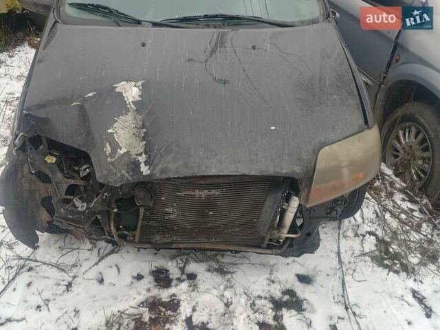 Черный Шевроле Авео, объемом двигателя 1.5 л и пробегом 292 тыс. км за 1400 $, фото 8 на Automoto.ua