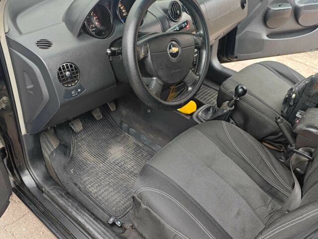 Чорний Шевроле Авео, об'ємом двигуна 1.5 л та пробігом 325 тис. км за 2500 $, фото 8 на Automoto.ua