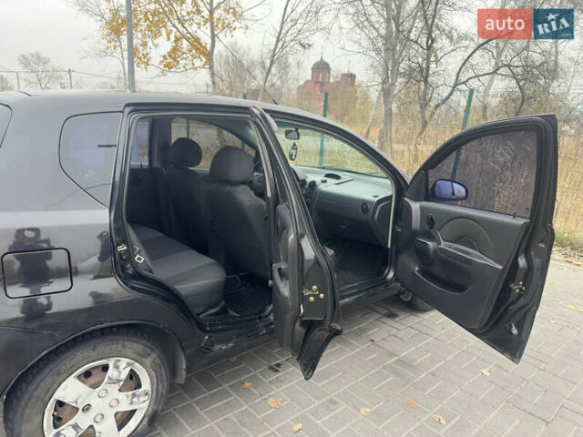 Чорний Шевроле Авео, об'ємом двигуна 1.5 л та пробігом 430 тис. км за 2600 $, фото 9 на Automoto.ua