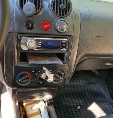 Шевроле Авео 2006 в Харькове на Automoto.ua Черный Шевроле Авео, объемом двигателя 1.5 л и пробегом 160 тыс. км за 3000 $, фото 2 на Automoto.ua