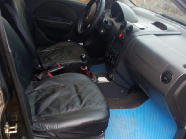 Чорний Шевроле Авео, об'ємом двигуна 1.5 л та пробігом 238 тис. км за 3000 $, фото 3 на Automoto.ua