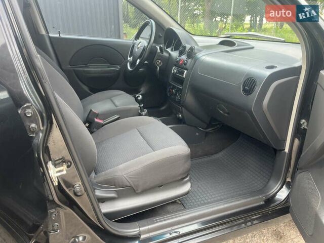 Черный Шевроле Авео, объемом двигателя 1.5 л и пробегом 222 тыс. км за 3800 $, фото 21 на Automoto.ua
