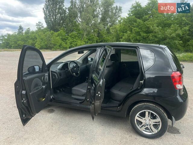 Черный Шевроле Авео, объемом двигателя 1.5 л и пробегом 222 тыс. км за 3800 $, фото 15 на Automoto.ua