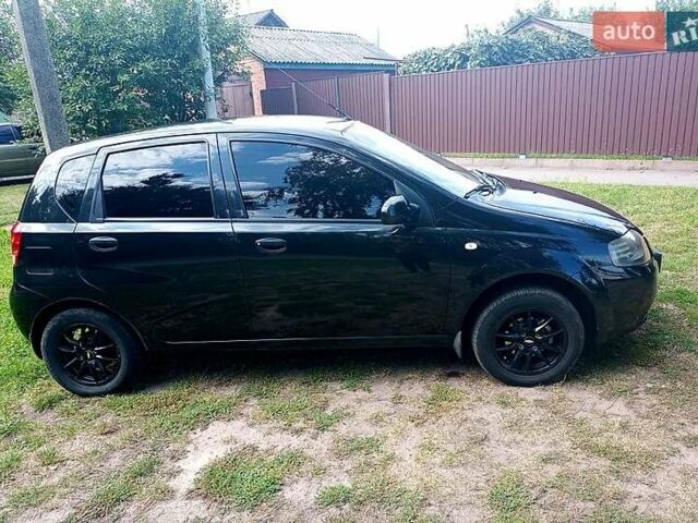 Черный Шевроле Авео, объемом двигателя 1.5 л и пробегом 250 тыс. км за 3700 $, фото 4 на Automoto.ua