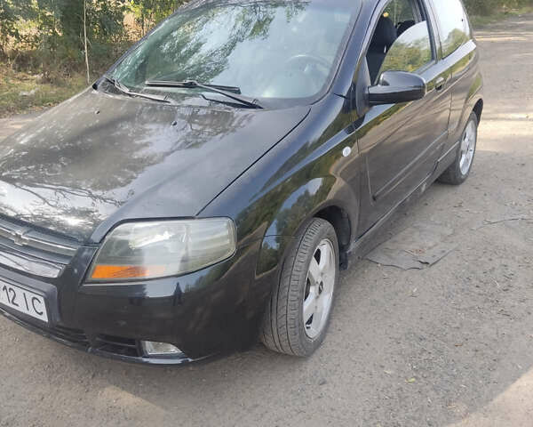 Черный Шевроле Авео, объемом двигателя 1.4 л и пробегом 195 тыс. км за 2700 $, фото 2 на Automoto.ua