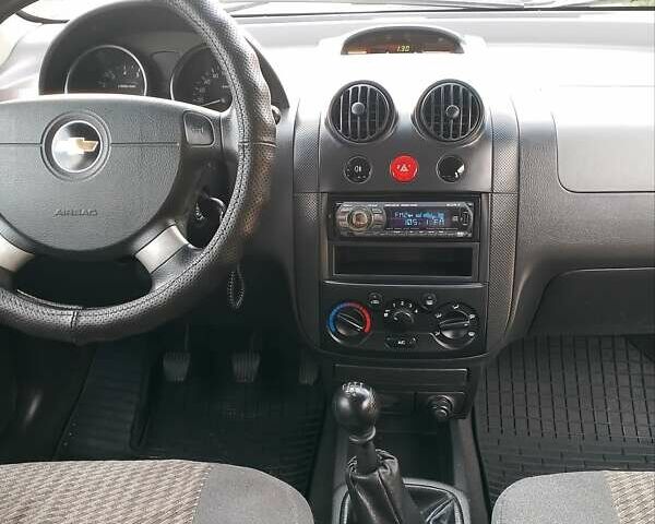 Шевроле Авео 2007 в Запорожье на Automoto.ua Черный Шевроле Авео, объемом двигателя 1.5 л и пробегом 127 тыс. км за 3300 $, фото 7 на Automoto.ua