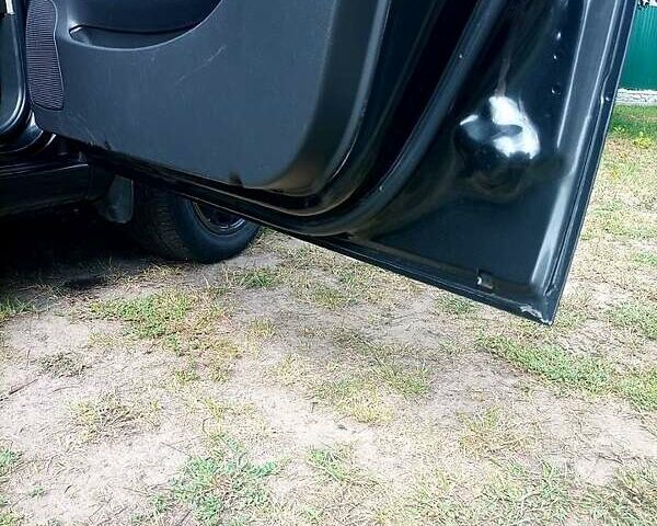 Черный Шевроле Авео, объемом двигателя 1.5 л и пробегом 250 тыс. км за 3700 $, фото 1 на Automoto.ua