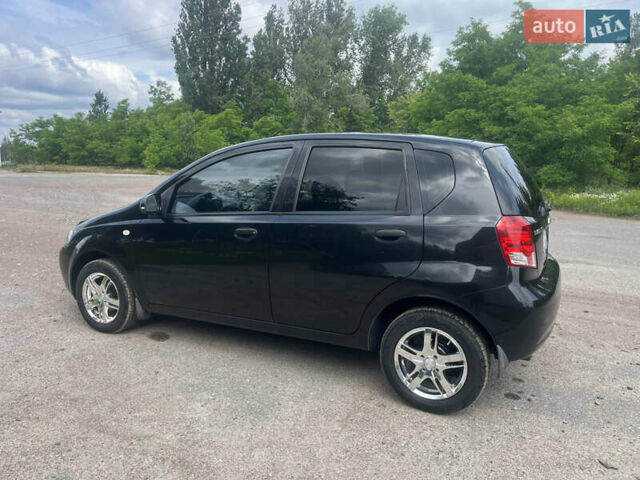 Черный Шевроле Авео, объемом двигателя 1.5 л и пробегом 222 тыс. км за 3800 $, фото 3 на Automoto.ua