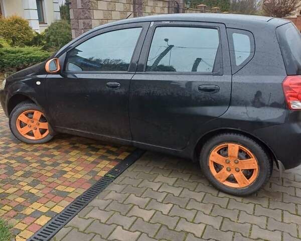 Чорний Шевроле Авео, об'ємом двигуна 1.5 л та пробігом 138 тис. км за 3100 $, фото 1 на Automoto.ua