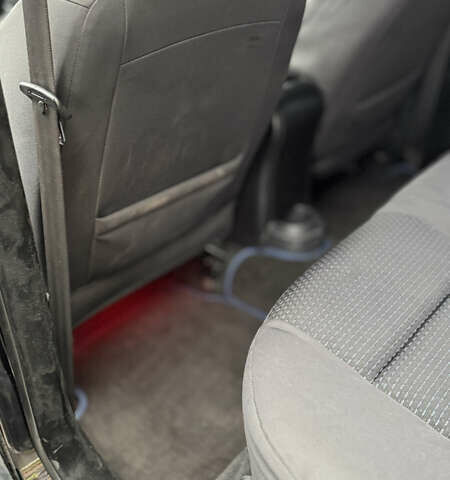 Черный Шевроле Авео, объемом двигателя 1.5 л и пробегом 270 тыс. км за 2999 $, фото 10 на Automoto.ua