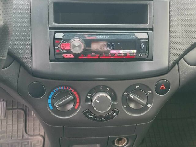 Черный Шевроле Авео, объемом двигателя 1.5 л и пробегом 129 тыс. км за 3590 $, фото 18 на Automoto.ua