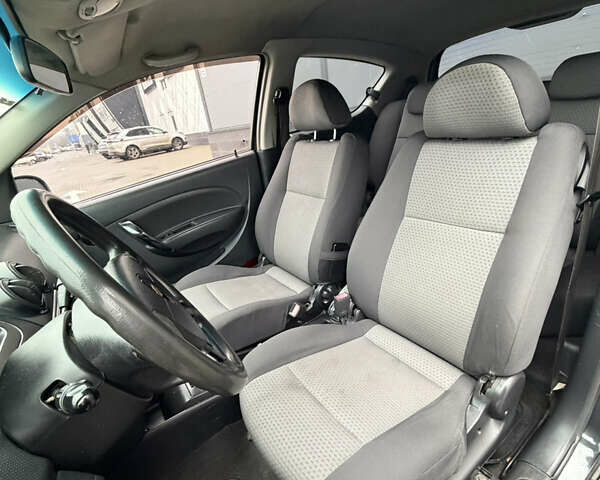 Черный Шевроле Авео, объемом двигателя 1.5 л и пробегом 195 тыс. км за 3800 $, фото 43 на Automoto.ua