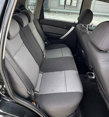 Черный Шевроле Авео, объемом двигателя 1.21 л и пробегом 134 тыс. км за 4500 $, фото 7 на Automoto.ua