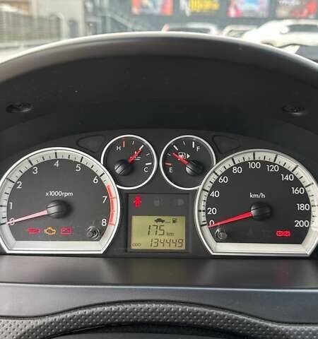 Черный Шевроле Авео, объемом двигателя 1.21 л и пробегом 134 тыс. км за 4500 $, фото 10 на Automoto.ua