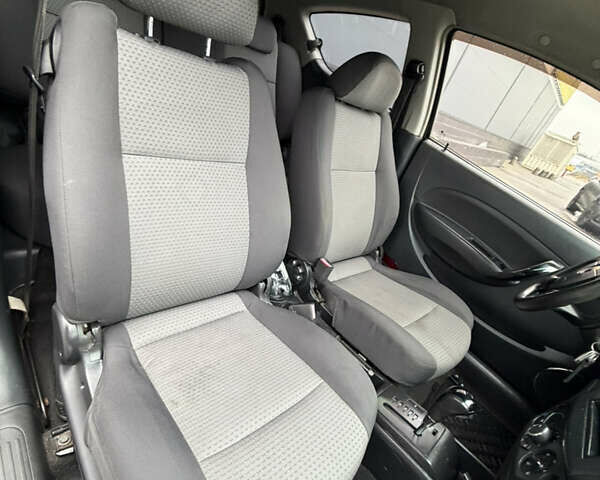 Черный Шевроле Авео, объемом двигателя 1.5 л и пробегом 195 тыс. км за 3800 $, фото 48 на Automoto.ua