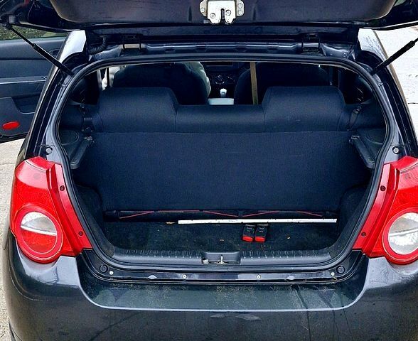Черный Шевроле Авео, объемом двигателя 1.5 л и пробегом 152 тыс. км за 5300 $, фото 3 на Automoto.ua