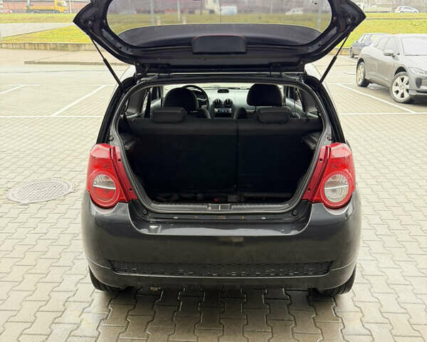 Черный Шевроле Авео, объемом двигателя 1.5 л и пробегом 195 тыс. км за 3800 $, фото 38 на Automoto.ua