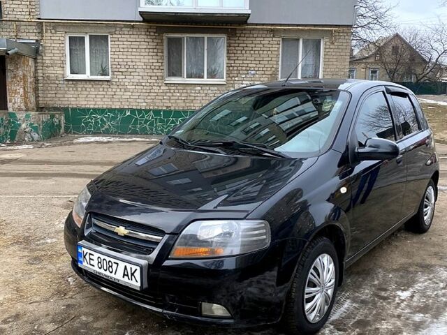 Черный Шевроле Авео, объемом двигателя 1.5 л и пробегом 200 тыс. км за 4500 $, фото 3 на Automoto.ua