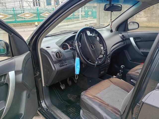 Черный Шевроле Авео, объемом двигателя 1.5 л и пробегом 190 тыс. км за 3600 $, фото 2 на Automoto.ua