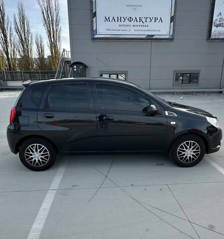Черный Шевроле Авео, объемом двигателя 1.21 л и пробегом 134 тыс. км за 4500 $, фото 3 на Automoto.ua