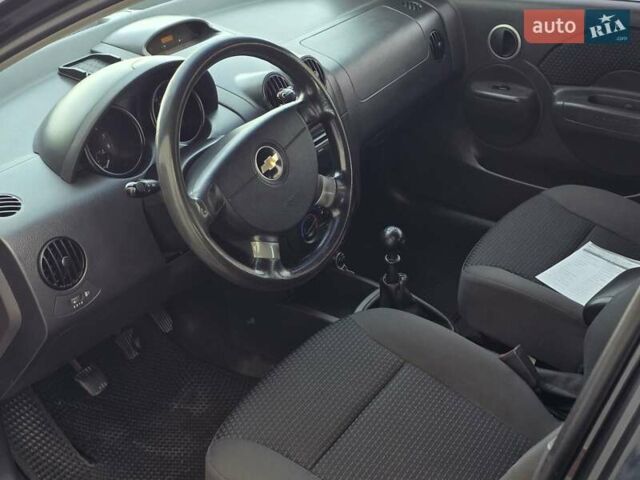 Черный Шевроле Авео, объемом двигателя 1.5 л и пробегом 220 тыс. км за 1999 $, фото 24 на Automoto.ua