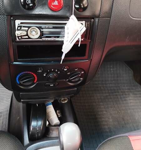 Чорний Шевроле Авео, об'ємом двигуна 1.5 л та пробігом 170 тис. км за 3500 $, фото 6 на Automoto.ua