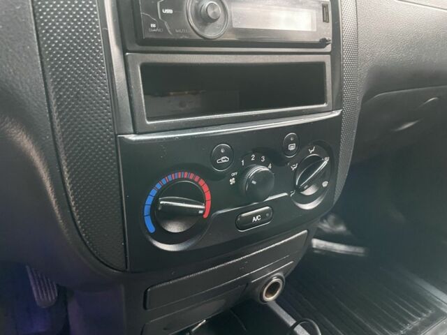 Черный Шевроле Авео, объемом двигателя 1.5 л и пробегом 400 тыс. км за 2900 $, фото 12 на Automoto.ua