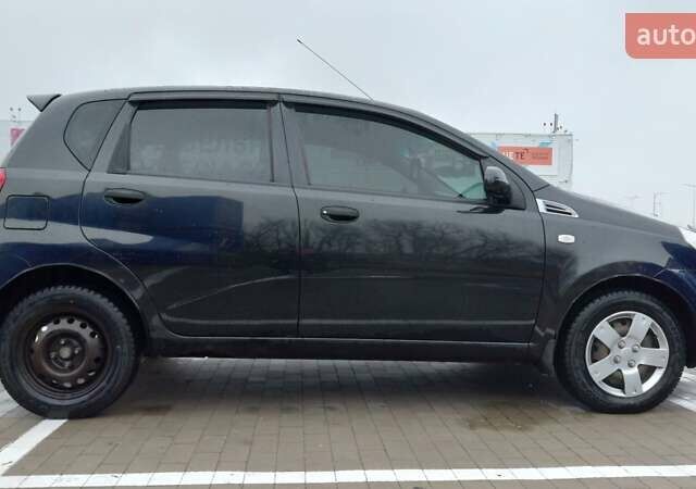 Черный Шевроле Авео, объемом двигателя 1.5 л и пробегом 162 тыс. км за 4200 $, фото 2 на Automoto.ua