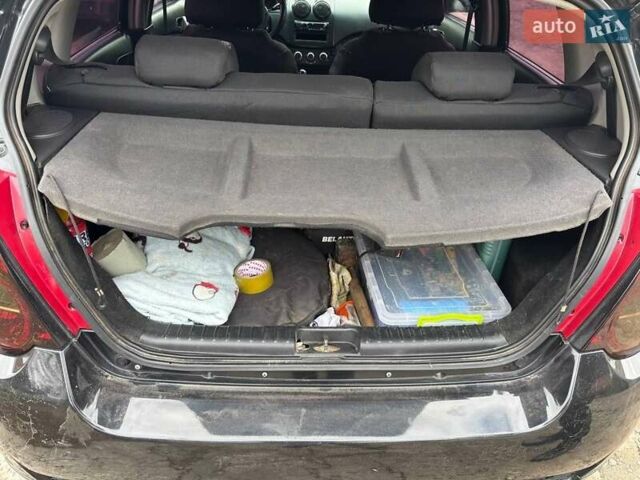 Черный Шевроле Авео, объемом двигателя 1.5 л и пробегом 196 тыс. км за 4500 $, фото 1 на Automoto.ua