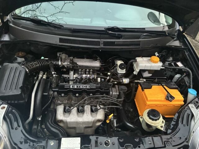 Чорний Шевроле Авео, об'ємом двигуна 1.5 л та пробігом 112 тис. км за 3700 $, фото 3 на Automoto.ua