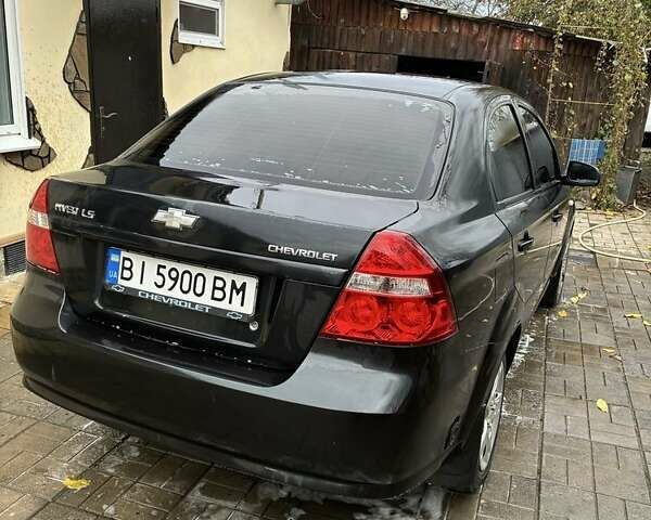 Черный Шевроле Авео, объемом двигателя 1.5 л и пробегом 112 тыс. км за 3700 $, фото 1 на Automoto.ua