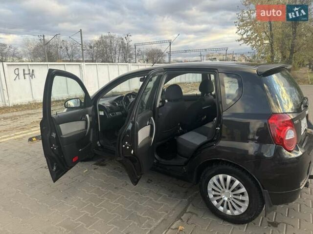 Черный Шевроле Авео, объемом двигателя 1.4 л и пробегом 132 тыс. км за 5300 $, фото 9 на Automoto.ua