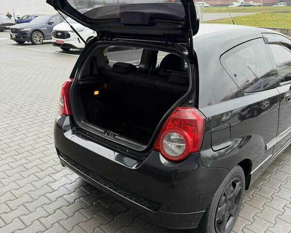 Черный Шевроле Авео, объемом двигателя 1.5 л и пробегом 195 тыс. км за 3800 $, фото 39 на Automoto.ua