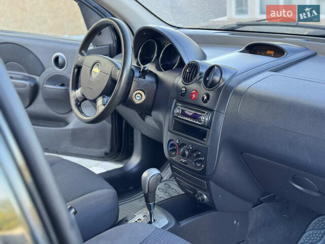 Шевроле Авео 2008 в Дрогобыче на Automoto.ua Черный Шевроле Авео, объемом двигателя 1.6 л и пробегом 170 тыс. км за 4300 $, фото 7 на Automoto.ua